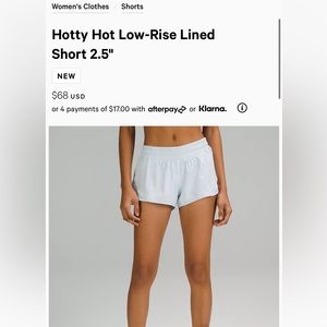 LULULEMON Hotty hot 2.5 in shorts